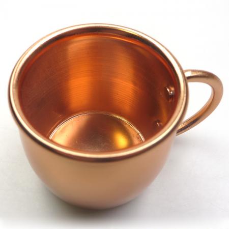 tasse en aluminium anodisé doré de petite taille 