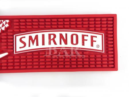 Tapis de barre de barre de guidage en relief avec logo smirnoff 