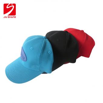 Casquette sport 6 panneaux snapback