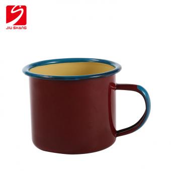 tasse en émail